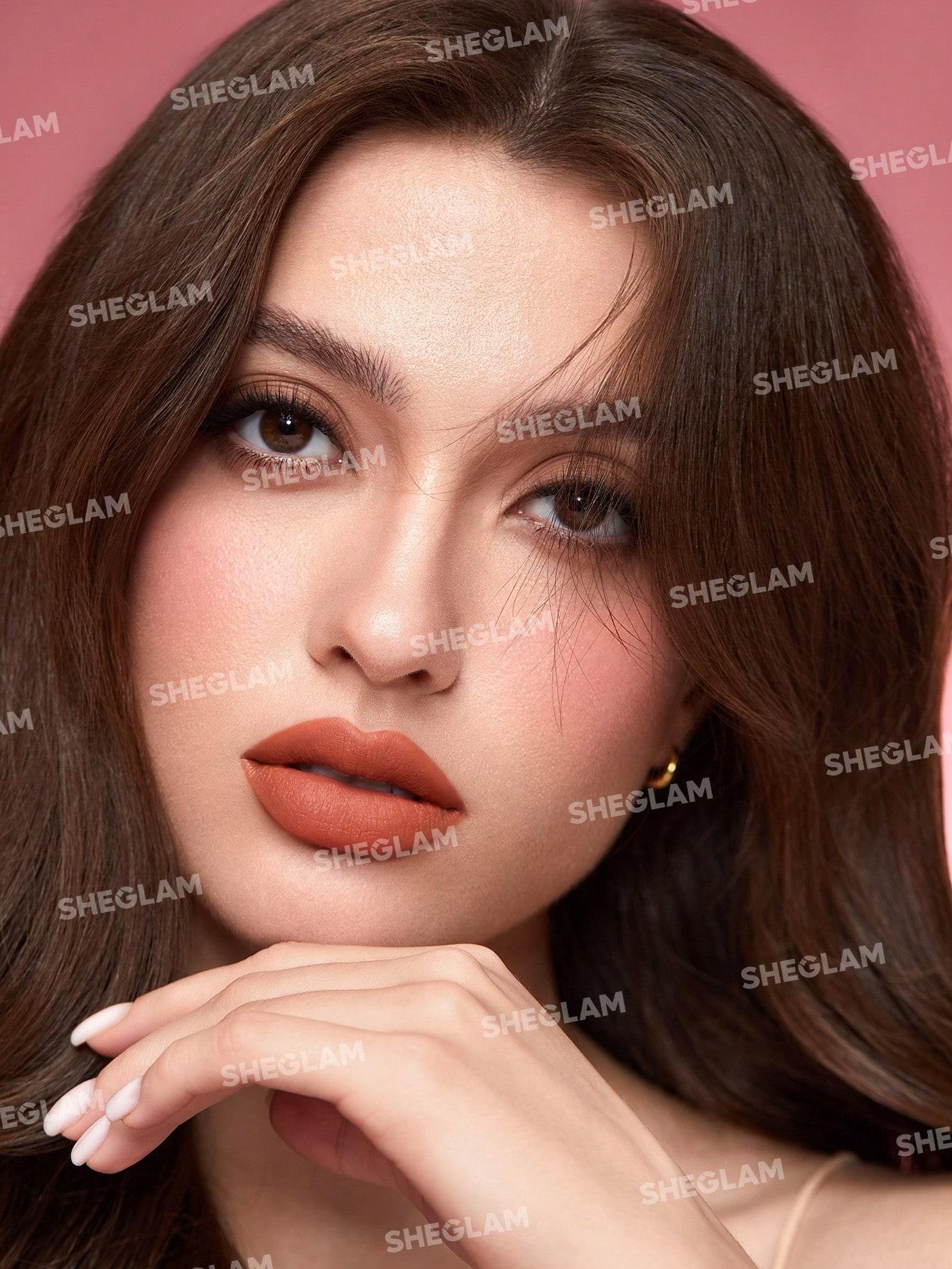 رژ لب مایع شیگلم مدل MATT EALLURE LIQUID LIPSTICK