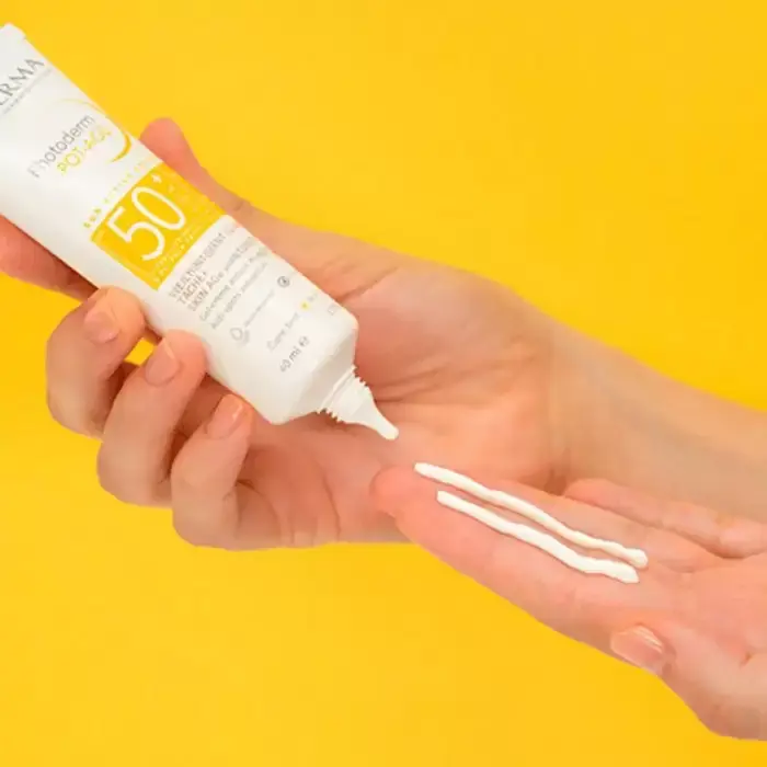 ضدآفتاب آکوافلوئید مات بایودرما SPF50
